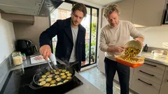 El truco para que la tarta de calabacín con jamón y queso quede firme y sin soltar agua